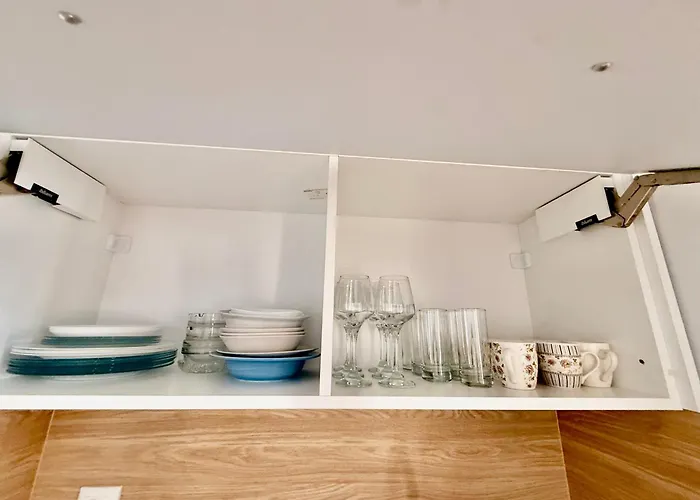 Apartament Two-bed Flat In Sunny With Pool View