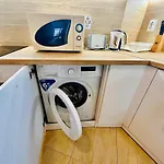Two-bed Flat In Sunny With Pool View * 써니비치