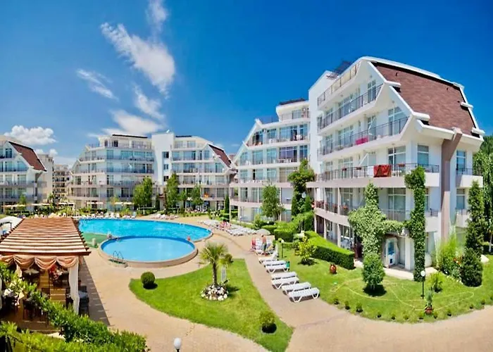 Two-bed Flat In Sunny With Pool View Appartement Slantchev Briag