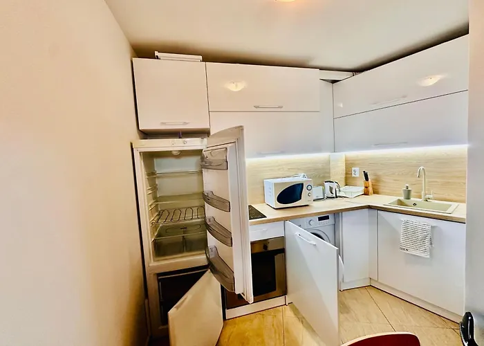 Two-bed Flat In Sunny With Pool View * Slantchev Briag