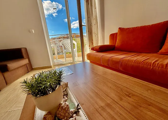 Two-bed Flat In Sunny With Pool View Appartement Slantchev Briag