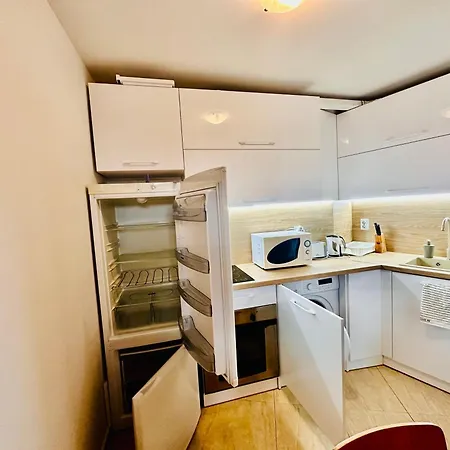 Two-bed Flat In Sunny With Pool View * Slantschew brjag